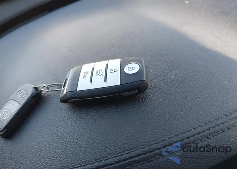 2017 Kia Sorento 3.3L Ex from USA, damaged, VIN 5XYPHDA5XHG296353